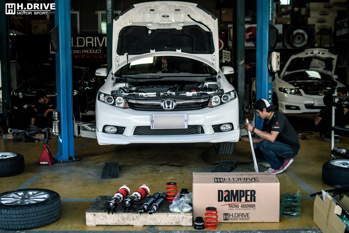 โช้คอัพ HONDA CIVIC FB - H.Drive S Spec