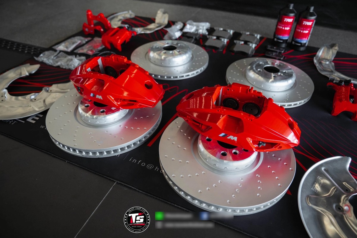 ชุดเบรก M Performance Brake System For BMW 5 Series (G30)