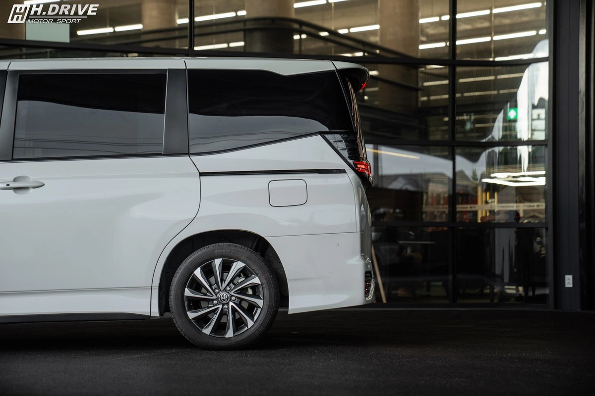 โช้คอัพ TOYOTA Voxy (ZWR90) - H.Drive S Spec — ภาพสินค้า 8