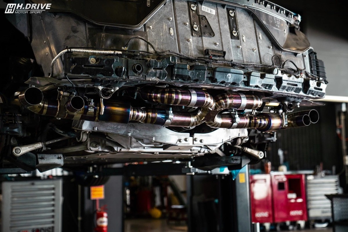 ระบบท่อไอเสีย Chevrolet Corvette Stingray (C8) - H.Drive Exhaust System — ภาพสินค้า 11