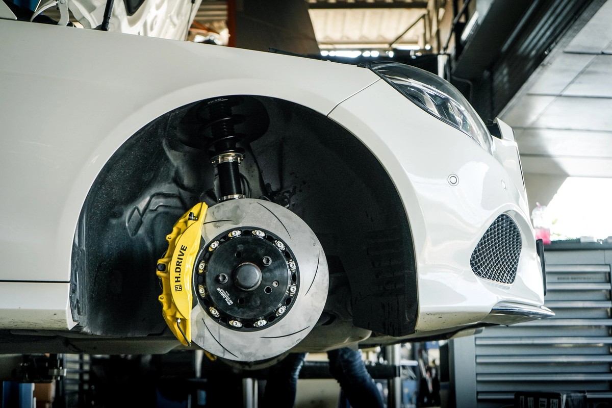 ชุดเบรก Mercedes-Benz E-Class W212 - H.DRIVE Brake kit GT Series — ภาพสินค้า 5