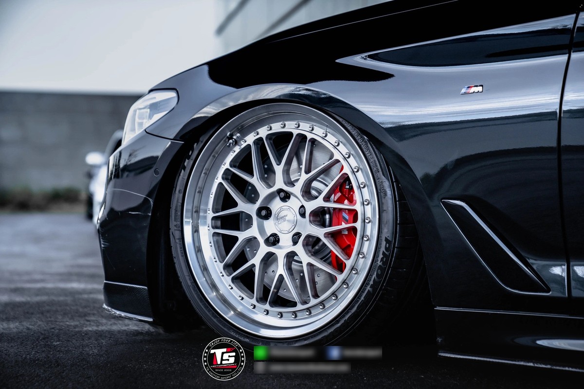 ชุดเบรก M Performance Brake System For BMW 5 Series (G30) — ภาพสินค้า 4