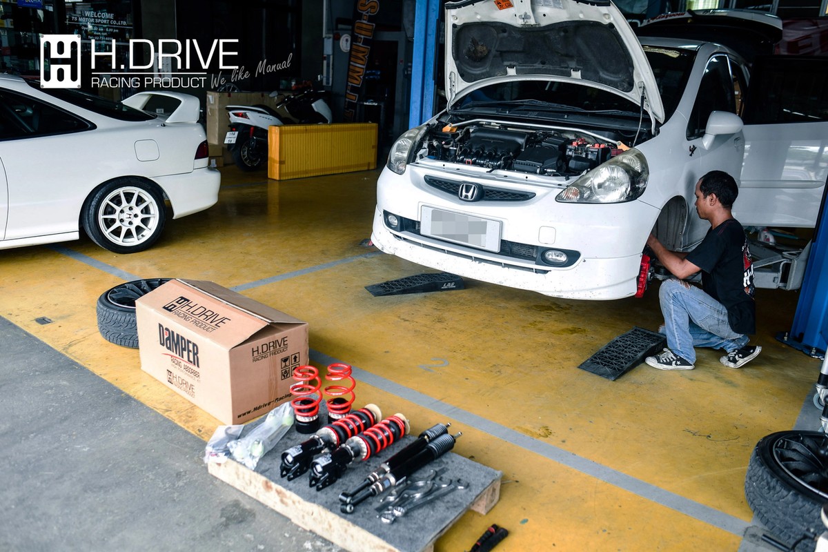 โช้คอัพ HONDA JAZZ GD - H.Drive S Spec
