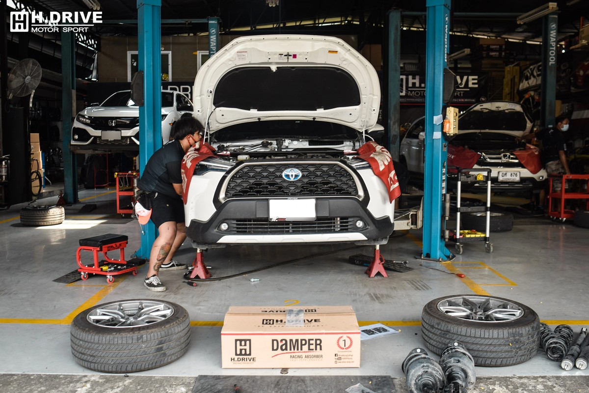 โช้คอัพ TOYOTA CROSS - H.Drive S Spec