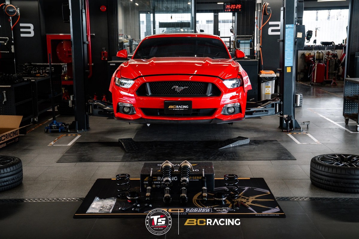 โช้คอัพ Ford Mustang 5.0 V8 Coyote - BC Racing BR-Series