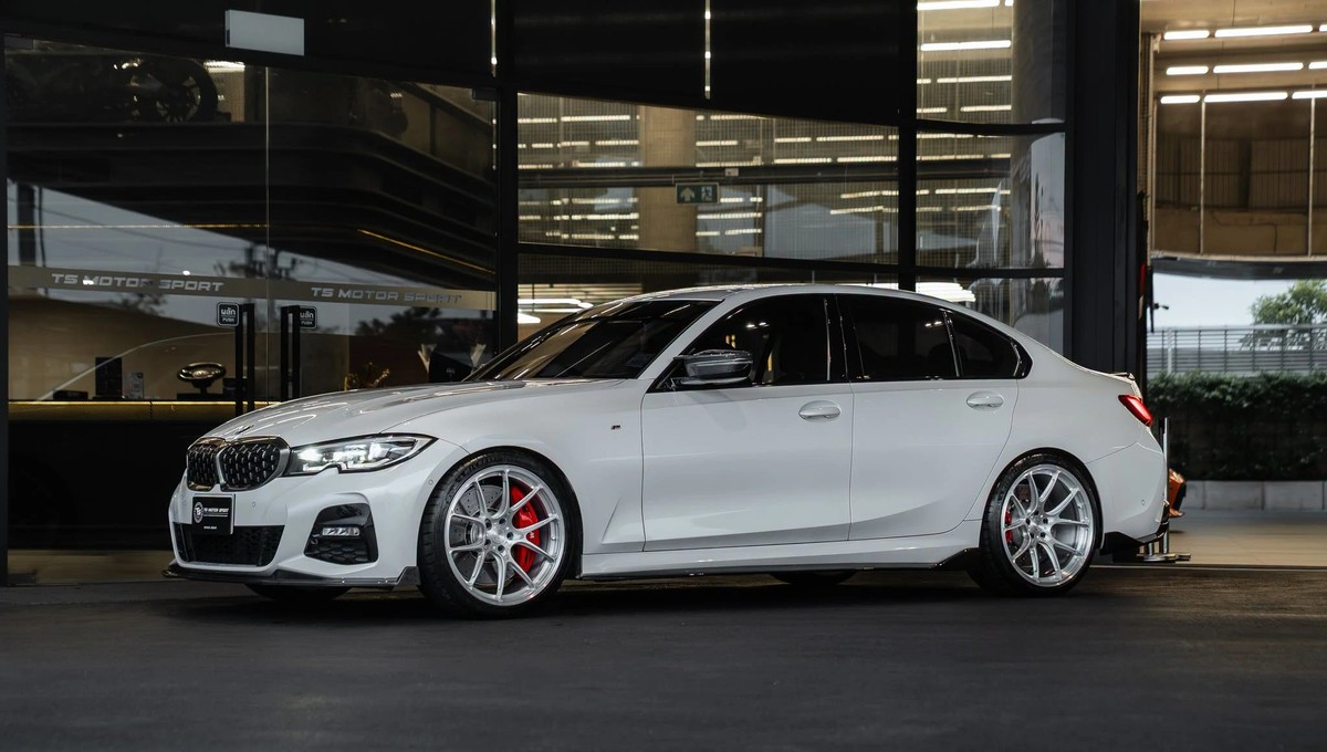 โช้คอัพ BMW 3 series 330i (G20) - BC Racing BR-Series