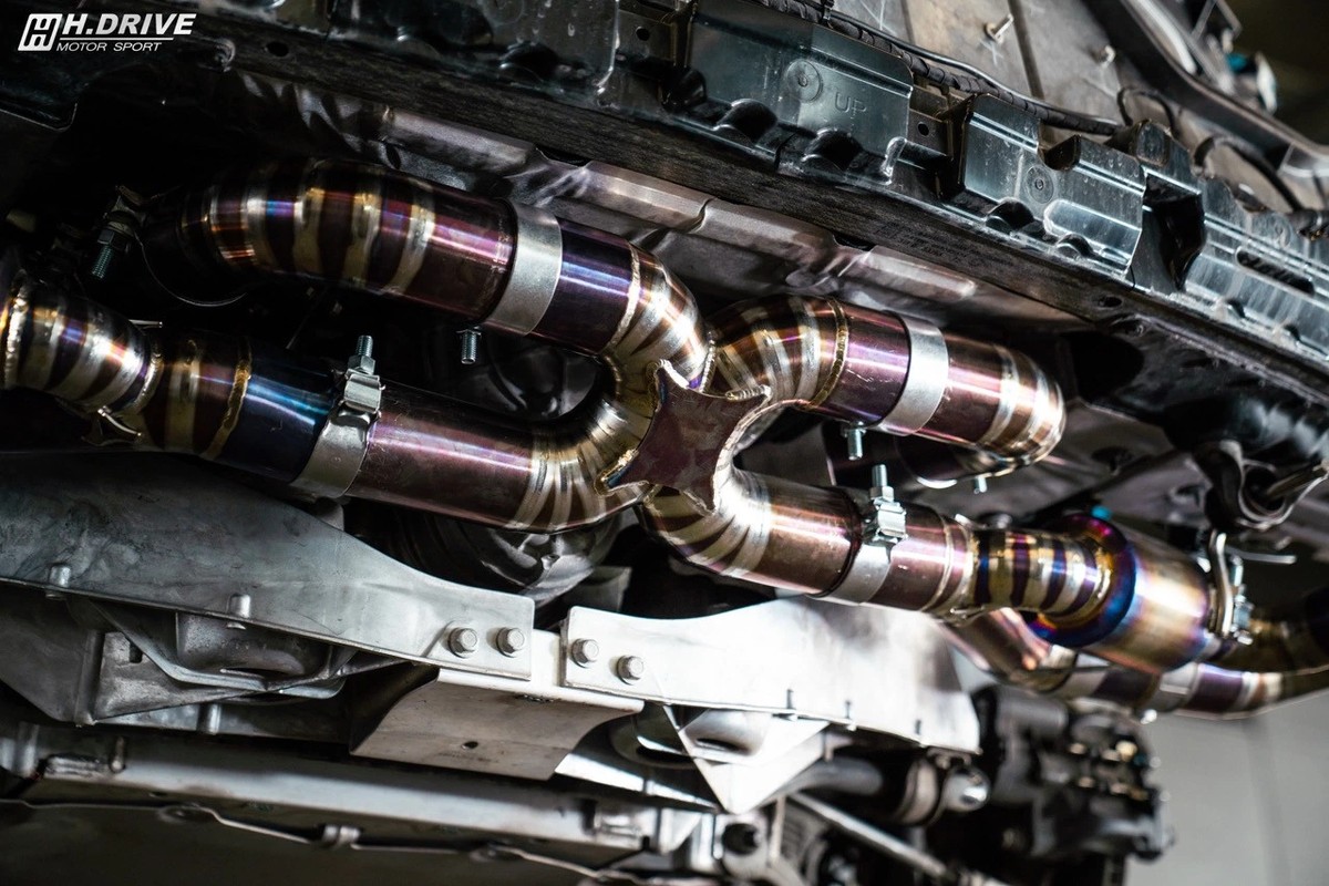 ระบบท่อไอเสีย Chevrolet Corvette Stingray (C8) - H.Drive Exhaust System — ภาพสินค้า 10