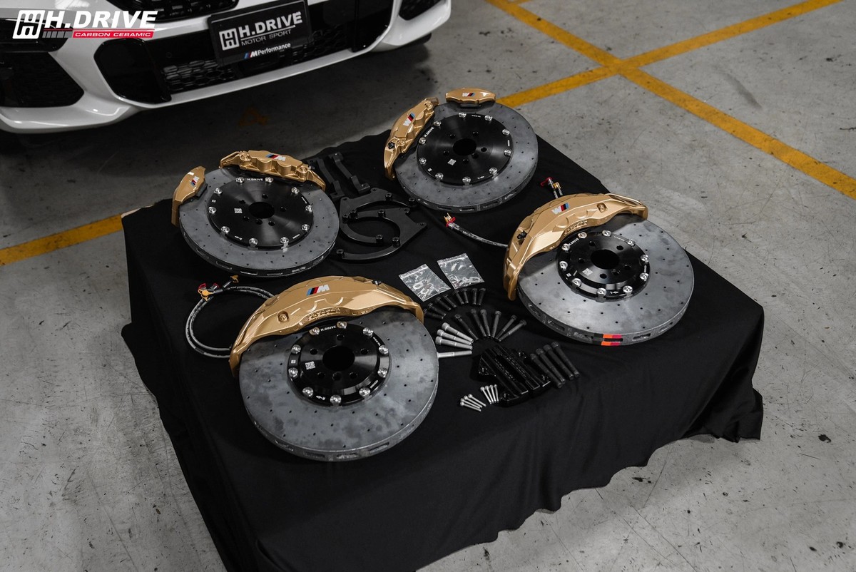 ชุดเบรก M Performance 10Pots Carbon Ceramic For BMW X6 (G06) — ภาพสินค้า 7