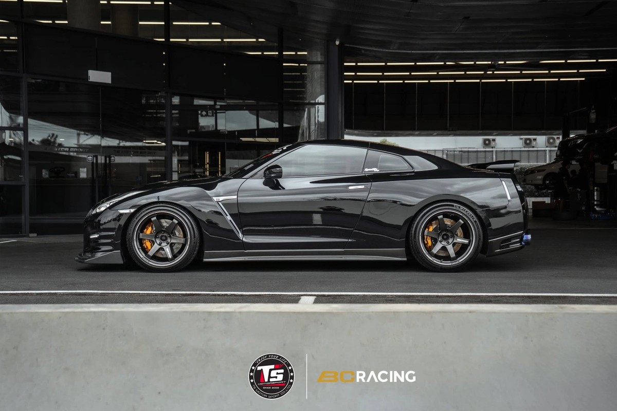 โช้คอัพ NISSAN GT-R R35 - BC Racing — ภาพสินค้า 4