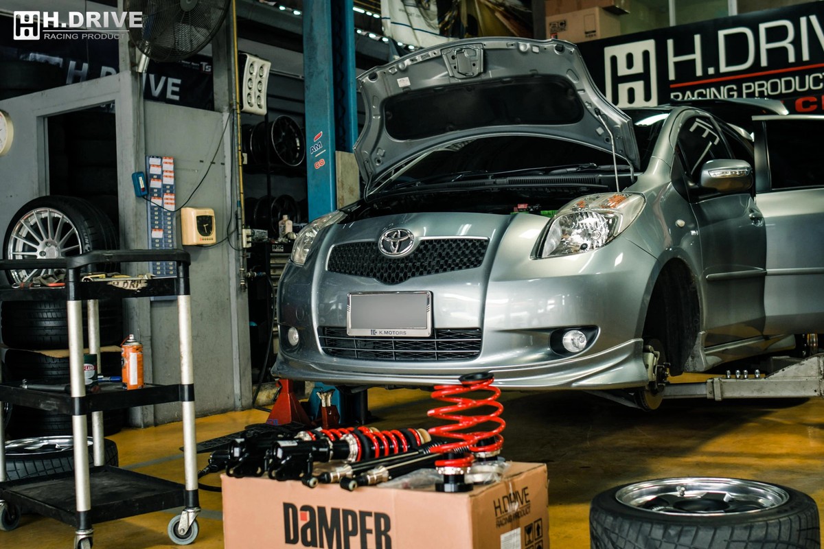 โช้คอัพ TOYOTA Yaris 06(NCP91) - H.Drive S Spec