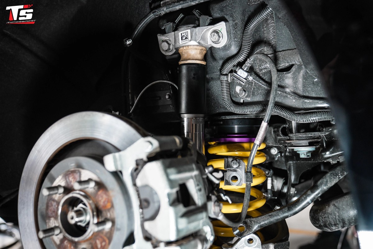 โช้คอัพ Ford Mustang 2.3L High Performance - KW V3 Coilovers — ภาพสินค้า 9