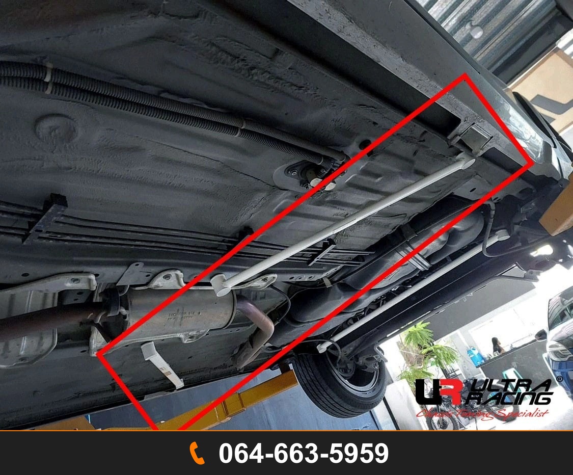 ค้ำตัวถังล่างด้านข้างกลาง Ultra Racing URPH-MS4-4455P HONDA BR-V