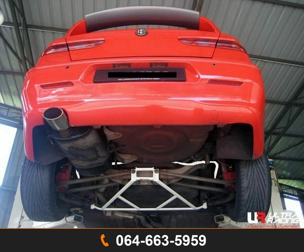 กันโคลงหลัง Ultra Racing UR-AR19-271 ALFA ROMEO 156