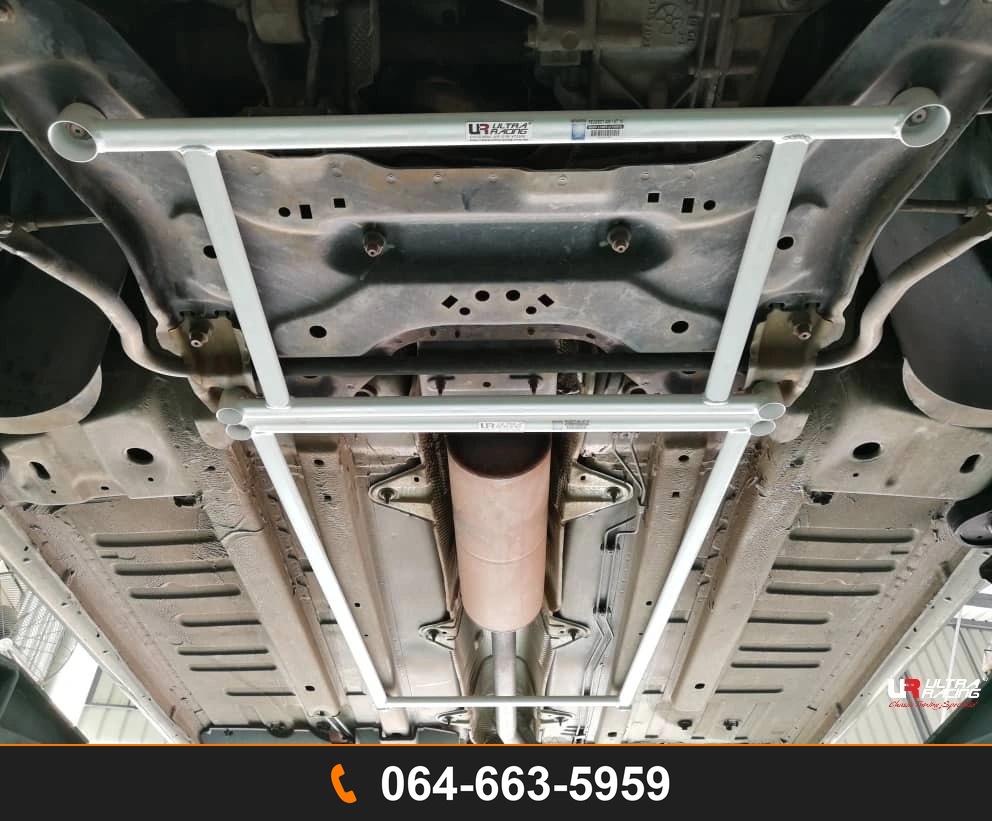 ค้ำตัวถังล่างหน้า Ultra Racing UR-LA4-1949 PEUGEOT 408