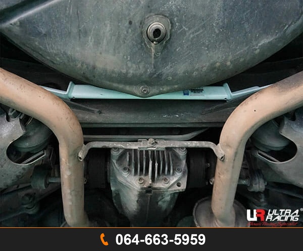 ค้ำตัวถังล่างหลัง Ultra Racing UR-RL2-2054 MERCEDES-BENZ W220