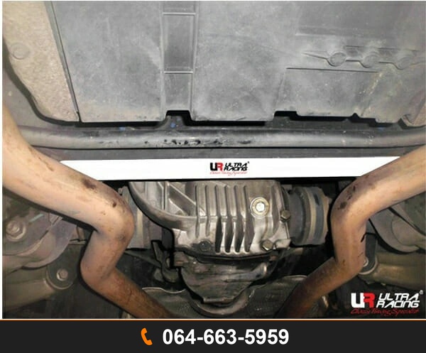 ค้ำตัวถังล่างหลัง Ultra Racing UR-RL2-1704 BMW E53