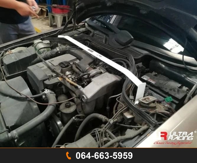 ค้ำโช้คหน้า Ultra Racing UR-TW2-2157 MERCEDES-BENZ W124