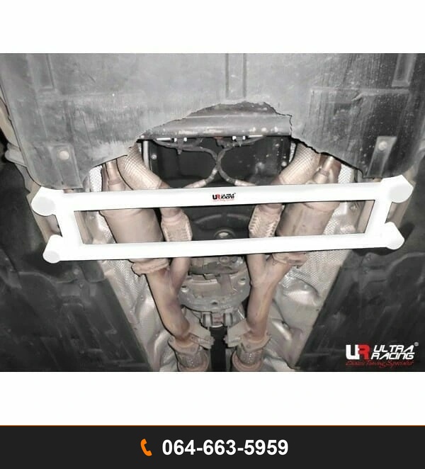 ค้ำตัวถังล่างหน้า Ultra Racing UR-LA4-1874 AUDI A8