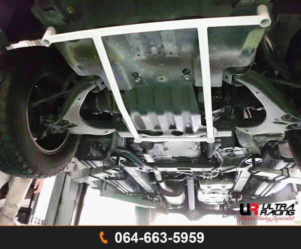ค้ำตัวถังล่างหน้า Ultra Racing URTH-LA4-3831 CHEVROLET COLORADO