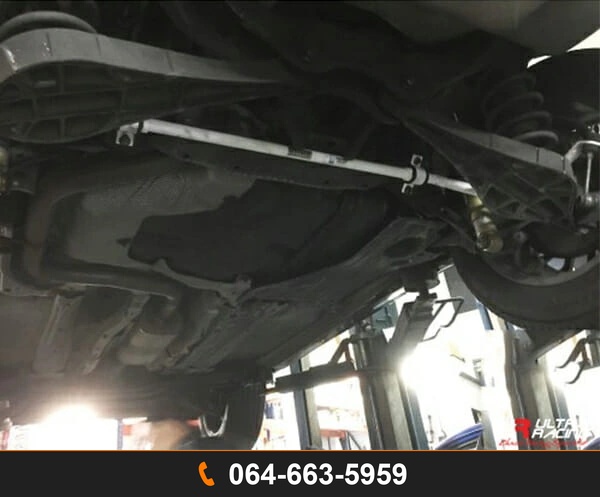 กันโคลงหลัง Ultra Racing UR-AR25-431 VOLVO XC60