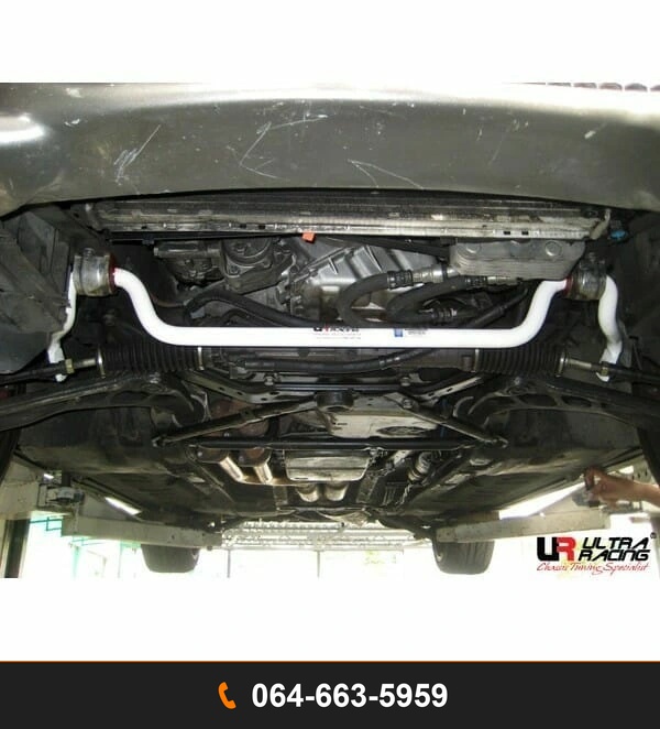 กันโคลงหน้า Ultra Racing UR-AF27-264 BMW E46 BMW E85