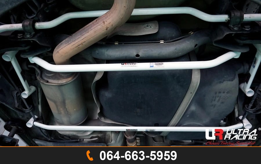 ค้ำตัวถังล่างหลัง Ultra Racing UR-RL2-870 SKODA SUPERB VOLKSWAGEN PASSAT VOLKSWAGEN PASSAT CC
