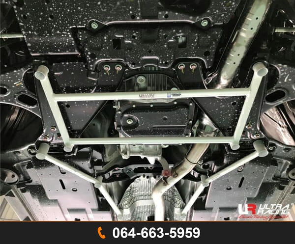 ค้ำตัวถังล่างหน้า Ultra Racing UR-LA4-3913 SUBARU XV