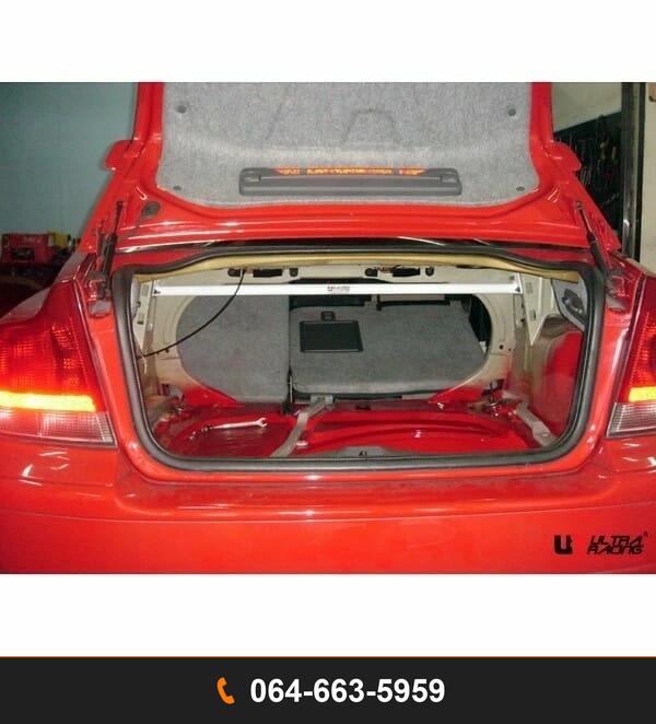 ค้ำโช้คหลัง Ultra Racing UR-RE2-632 VOLVO S60