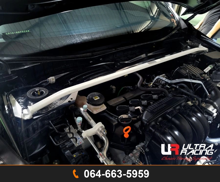 ค้ำโช้คหน้า Ultra Racing UR-TW2-4511 HONDA WR-V