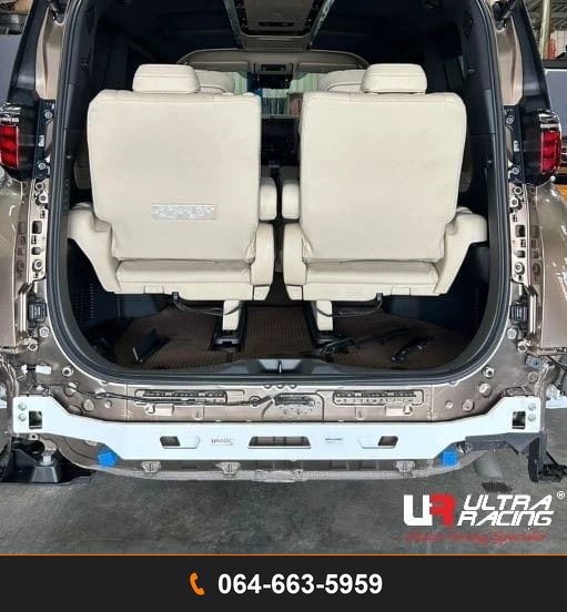 คานเสริมท้าย Ultra Racing UR-CR2-4615 TOYOTA ALPHARD TOYOTA VELLFIRE