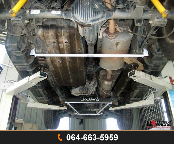 ค้ำตัวถังล่างหลัง Ultra Racing UR-RL2-1350 SSANGYONG KYRON