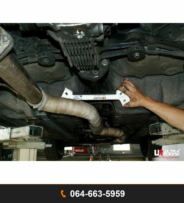 ค้ำตัวถังล่างกลาง Ultra Racing UR-ML2-780 TOYOTA SUPRA