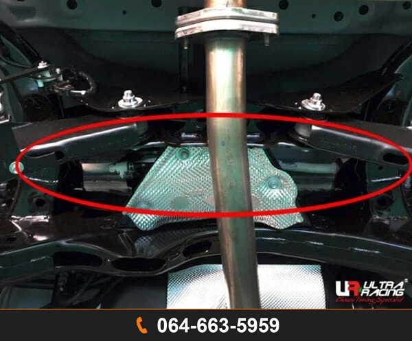 กันโคลงหลัง Ultra Racing UR-AR19-463 MAZDA 3