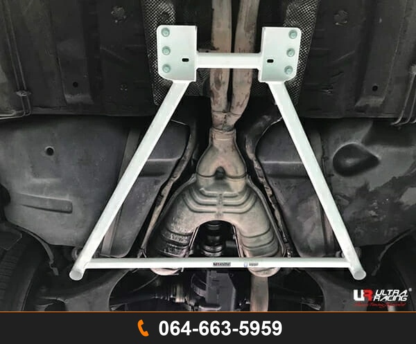 ค้ำตัวถังล่างหลัง Ultra Racing URKR-RL4-3064 BMW E39