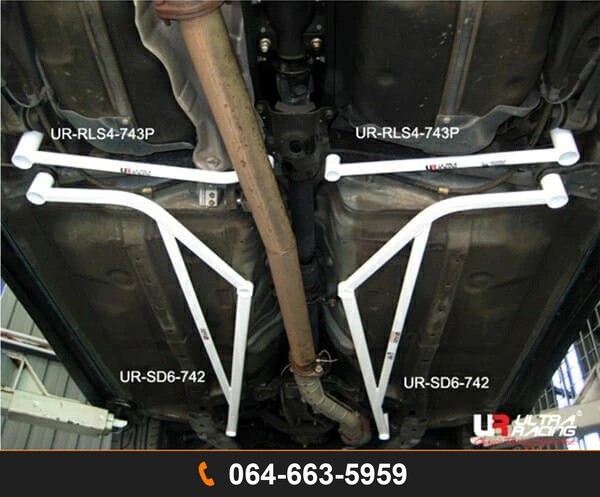 ค้ำตัวถังล่างด้านข้างหลัง Ultra Racing UR-RS4-743P SUBARU IMPREZA SUBARU IMPREZA WRX SUBARU IMPREZA WRX STI