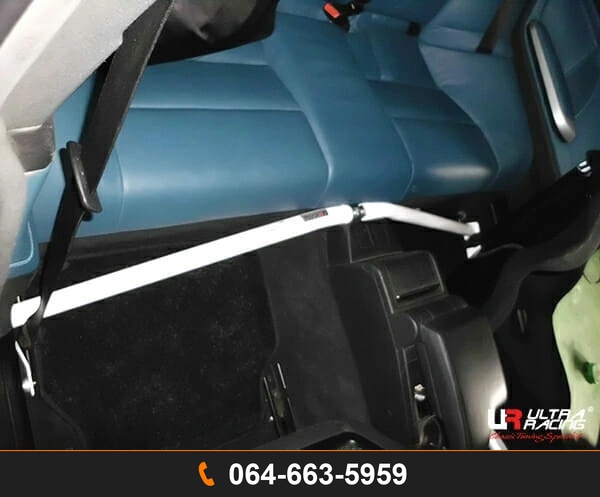 ค้ำห้องโดยสาร Ultra Racing UR-RO2-1535A BMW E46