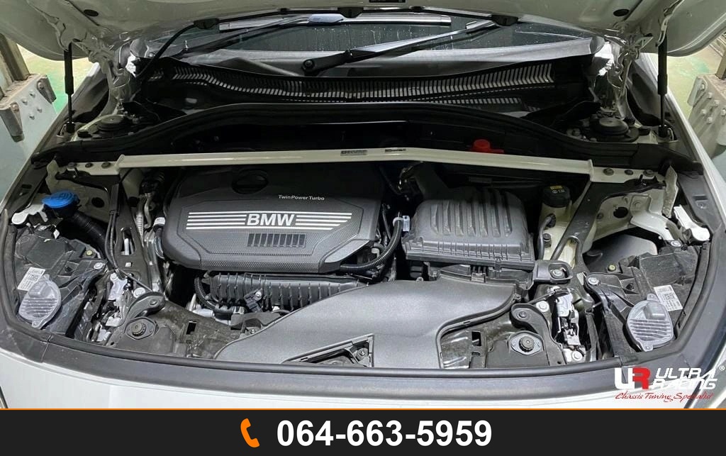 ค้ำโช้คหน้า Ultra Racing UR-TW2-4237 BMW F44