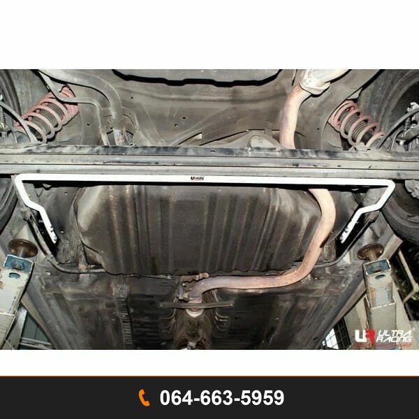 กันโคลงหลัง Ultra Racing UR-AR19-333 NISSAN CEFIRO