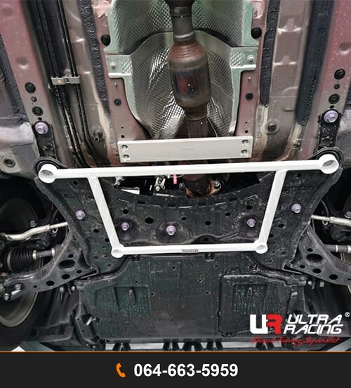 ค้ำตัวถังล่างหน้า Ultra Racing UR-LA4-4244 TOYOTA COROLLA CROSS