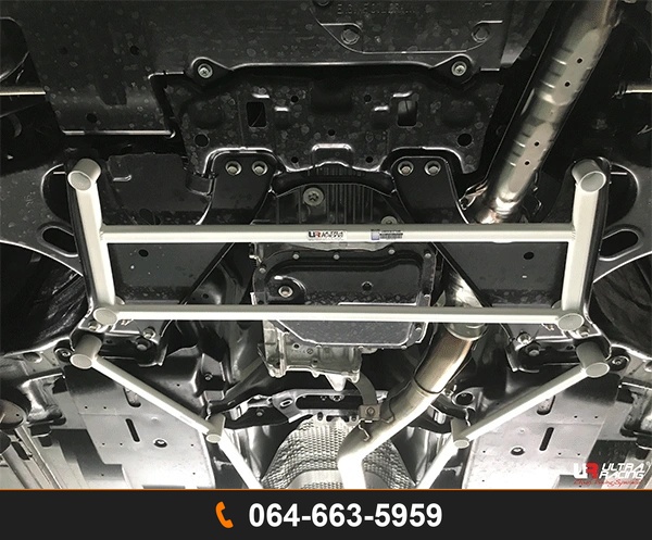 ค้ำตัวถังล่างหน้า Ultra Racing URCN-LA4-4103 SUBARU FORESTER