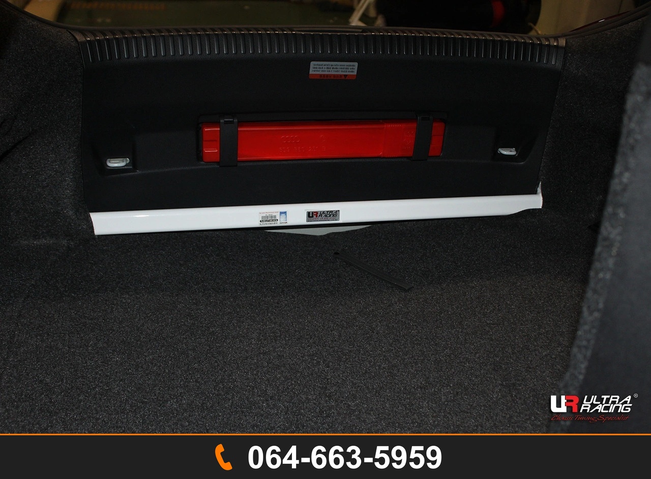 ค้ำโช้คหลัง Ultra Racing UR-RE2-1190 VOLKSWAGEN SCIROCCO