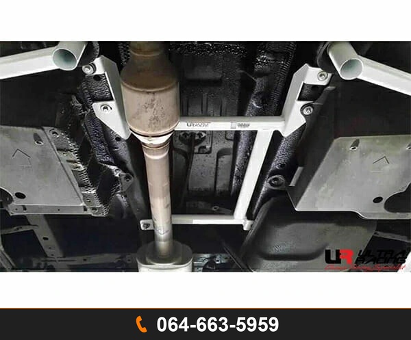 ค้ำตัวถังล่างกลาง Ultra Racing UR-ML4-3324 TOYOTA ESTIMA