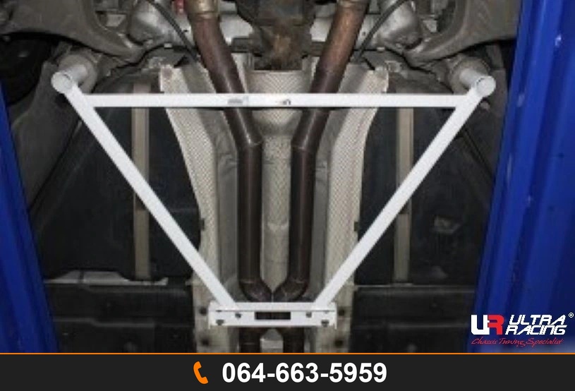 ค้ำตัวถังล่างหลัง Ultra Racing URKR-RL4-2742 BMW E60