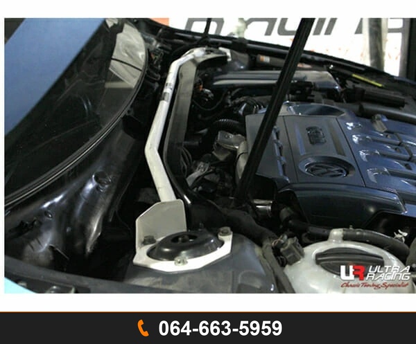 ค้ำโช้คหน้า Ultra Racing URKR-TW2-2685 SKODA OCTAVIA VOLKSWAGEN GOLF GTI