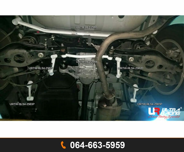 ค้ำตัวถังล่างด้านข้างหลัง Ultra Racing URTW-RS4-2982P TOYOTA HARRIER