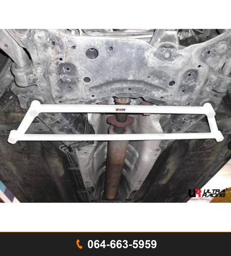ค้ำตัวถังล่างหน้า Ultra Racing UR-LA4-1870 FORD FOCUS