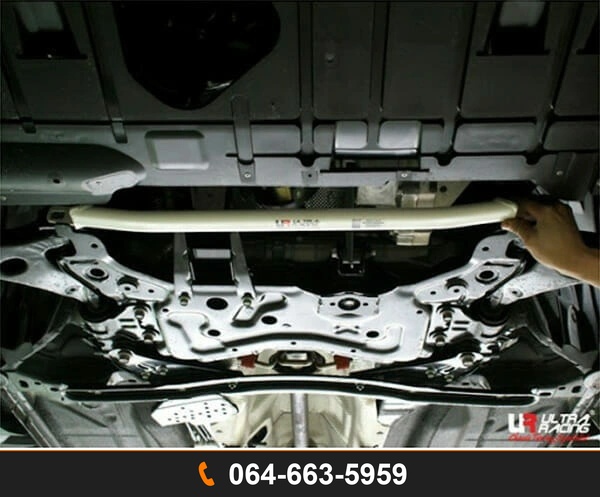 ค้ำตัวถังล่างหน้า Ultra Racing UR-LA2-994 MAZDA 3