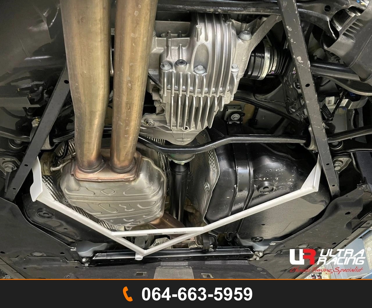 ค้ำตัวถังล่างหลัง Ultra Racing UR-RL3-4368 PORSCHE CAYENNE