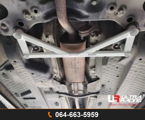 ค้ำตัวถังล่างหน้า Ultra Racing UR-LA4-1233 AUDI A1 SKODA FABIA
