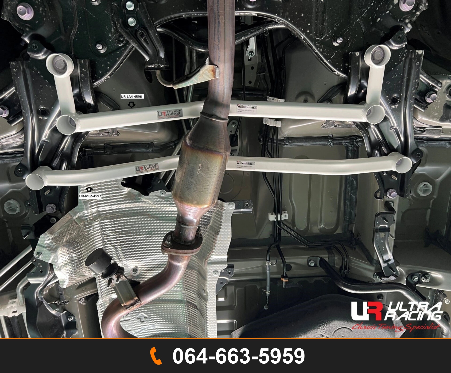ค้ำตัวถังล่างหน้า Ultra Racing UR-LA4-4596 TOYOTA ALPHARD TOYOTA VELLFIRE